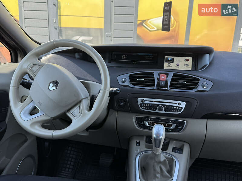 Минивэн Renault Scenic 2011 в Стрые