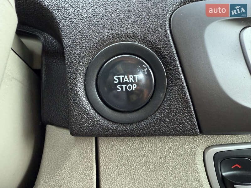 Минивэн Renault Scenic 2011 в Стрые