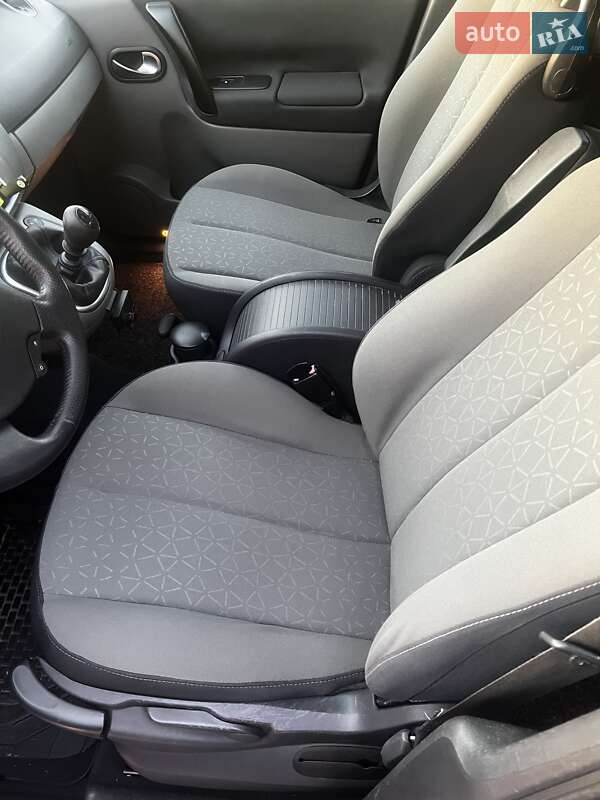 Мінівен Renault Scenic 2007 в Золотоноші