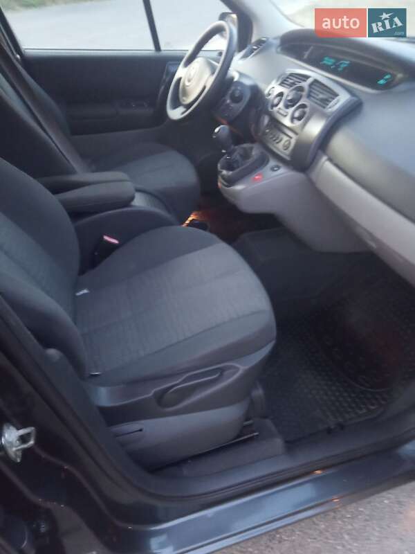 Минивэн Renault Scenic 2007 в Звенигородке