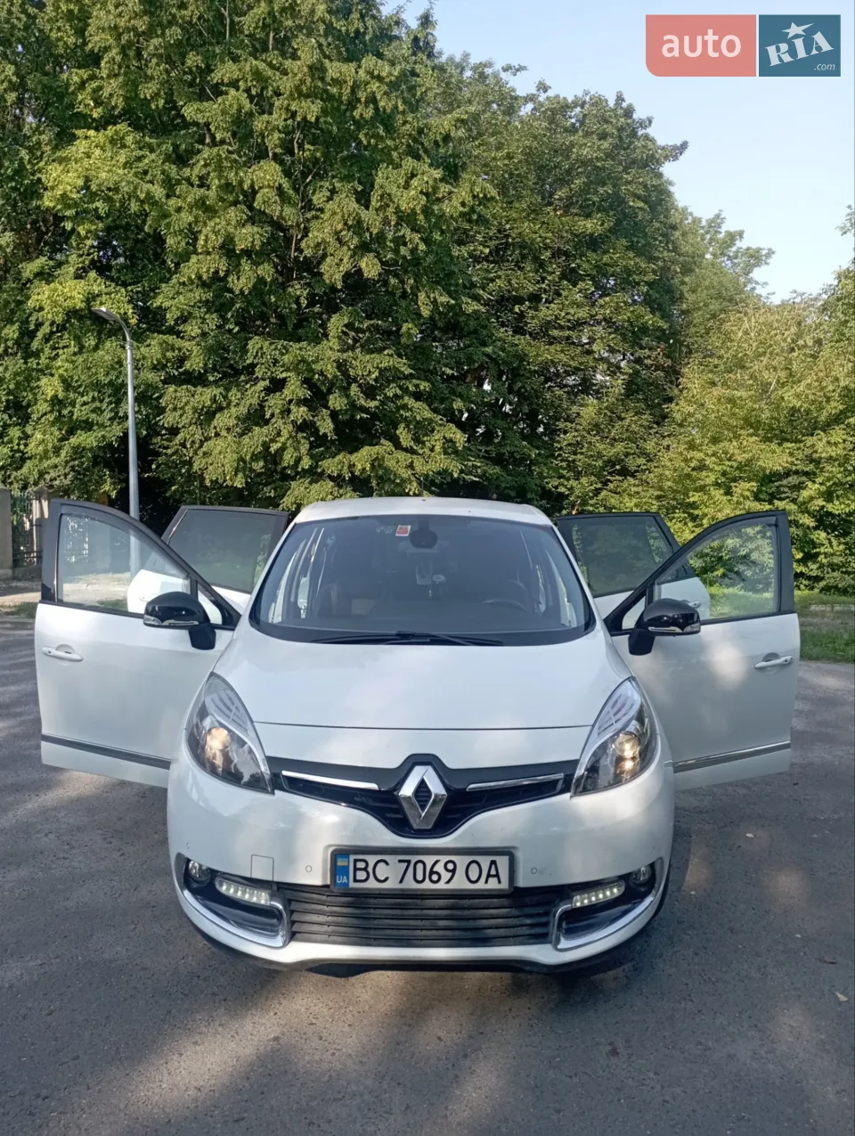 2013 Renault Scenic - мініатюра 17