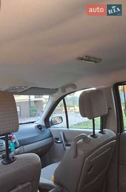 Минивэн Renault Scenic 2006 в Броварах