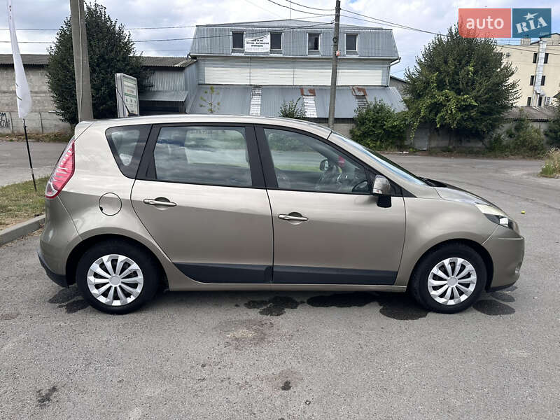 Минивэн Renault Scenic 2009 в Ровно