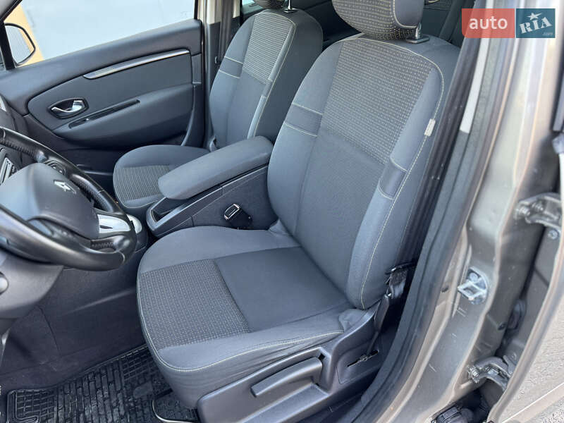 Минивэн Renault Scenic 2010 в Виннице