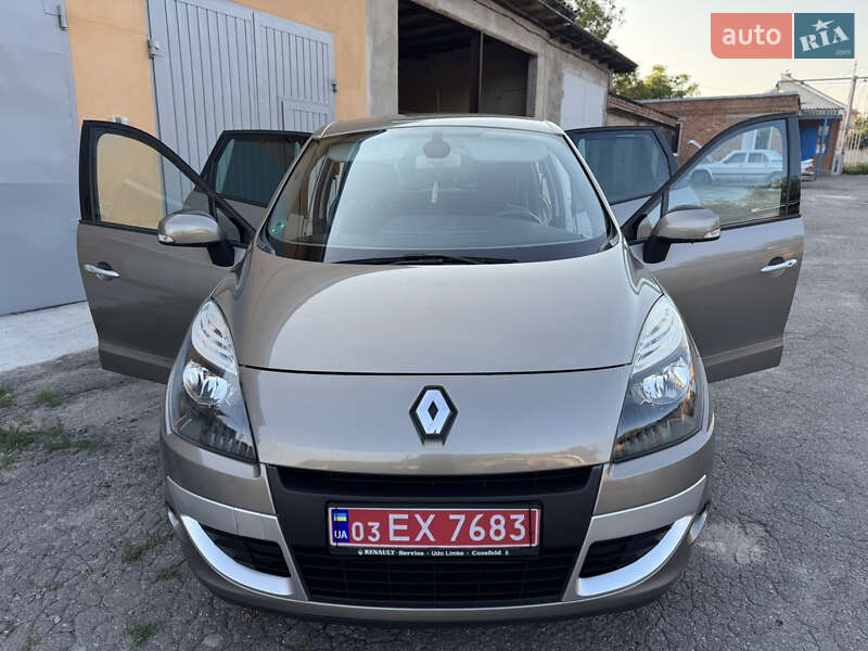 Минивэн Renault Scenic 2010 в Виннице