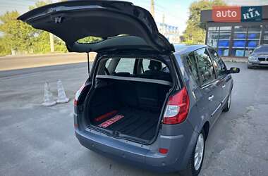 Минивэн Renault Scenic 2006 в 