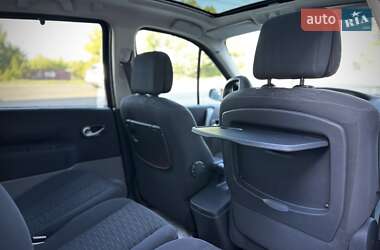 Минивэн Renault Scenic 2006 в 