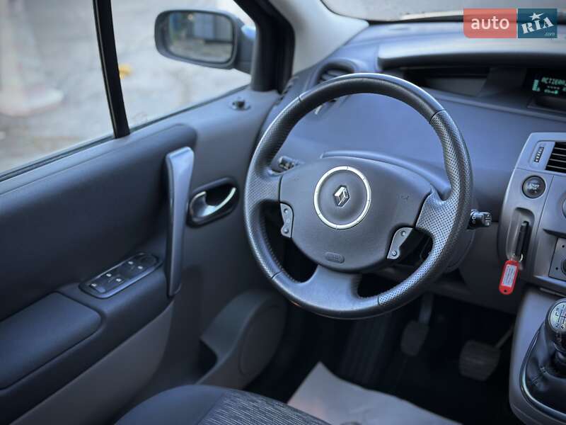Минивэн Renault Scenic 2006 в Сумах