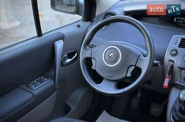 Минивэн Renault Scenic 2006 в 