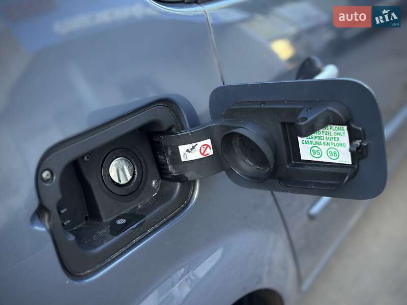 Минивэн Renault Scenic 2006 в Сумах