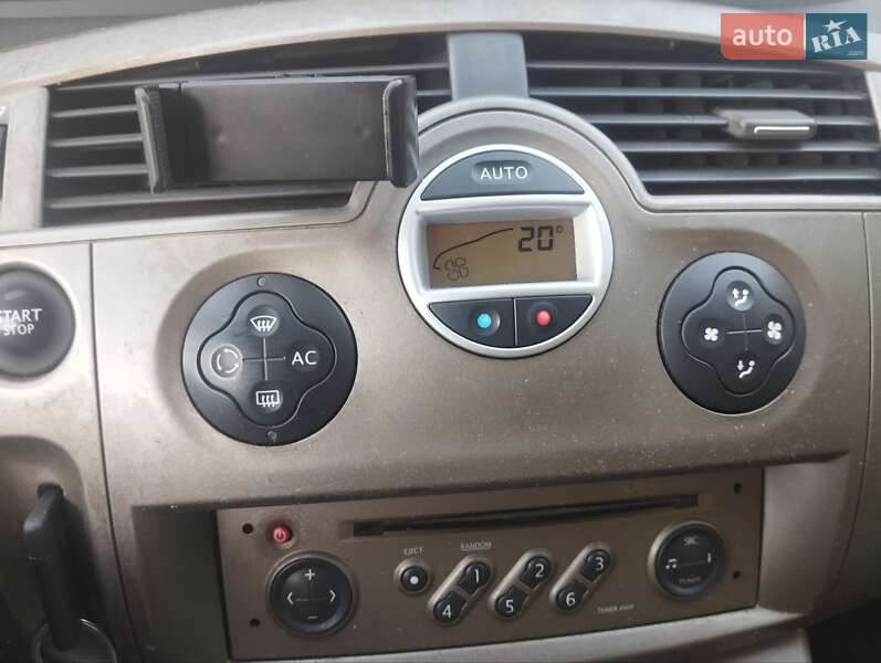 Минивэн Renault Scenic 2004 в Бахмаче