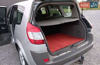 Минивэн Renault Scenic 2005 в 