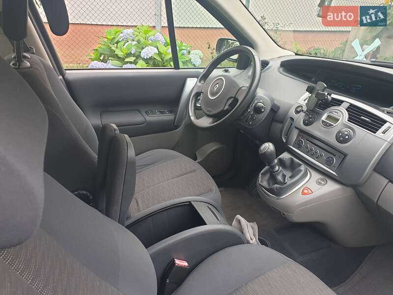 Мінівен Renault Scenic 2008 в Івано-Франківську