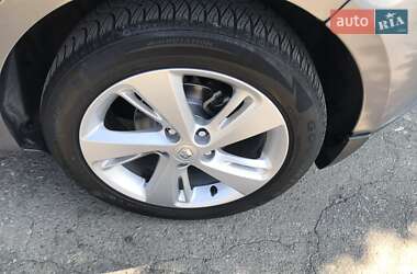 Минивэн Renault Scenic 2012 в 