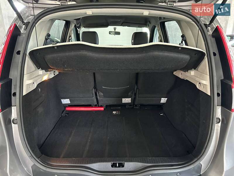 Минивэн Renault Scenic 2011 в Каменском