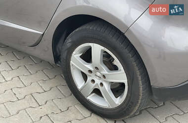 Минивэн Renault Scenic 2011 в 