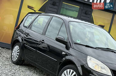 Минивэн Renault Scenic 2008 в 
