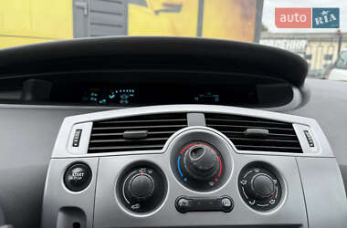 Минивэн Renault Scenic 2008 в 