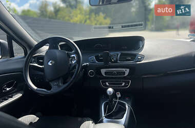 Минивэн Renault Scenic 2015 в 