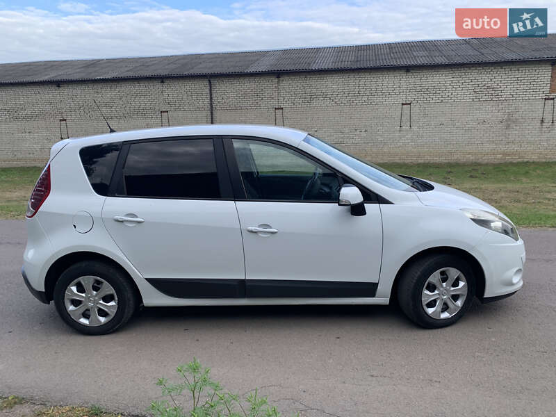 Renault Scenic 2011