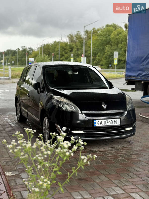 Минивэн Renault Scenic 2012 в Хмельницком
