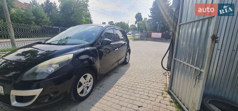 Минивэн Renault Scenic 2010 в Чорткове