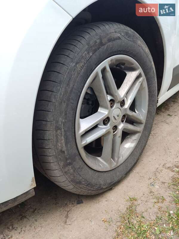 Минивэн Renault Scenic 2012 в Сумах