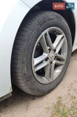 Минивэн Renault Scenic 2012 в 