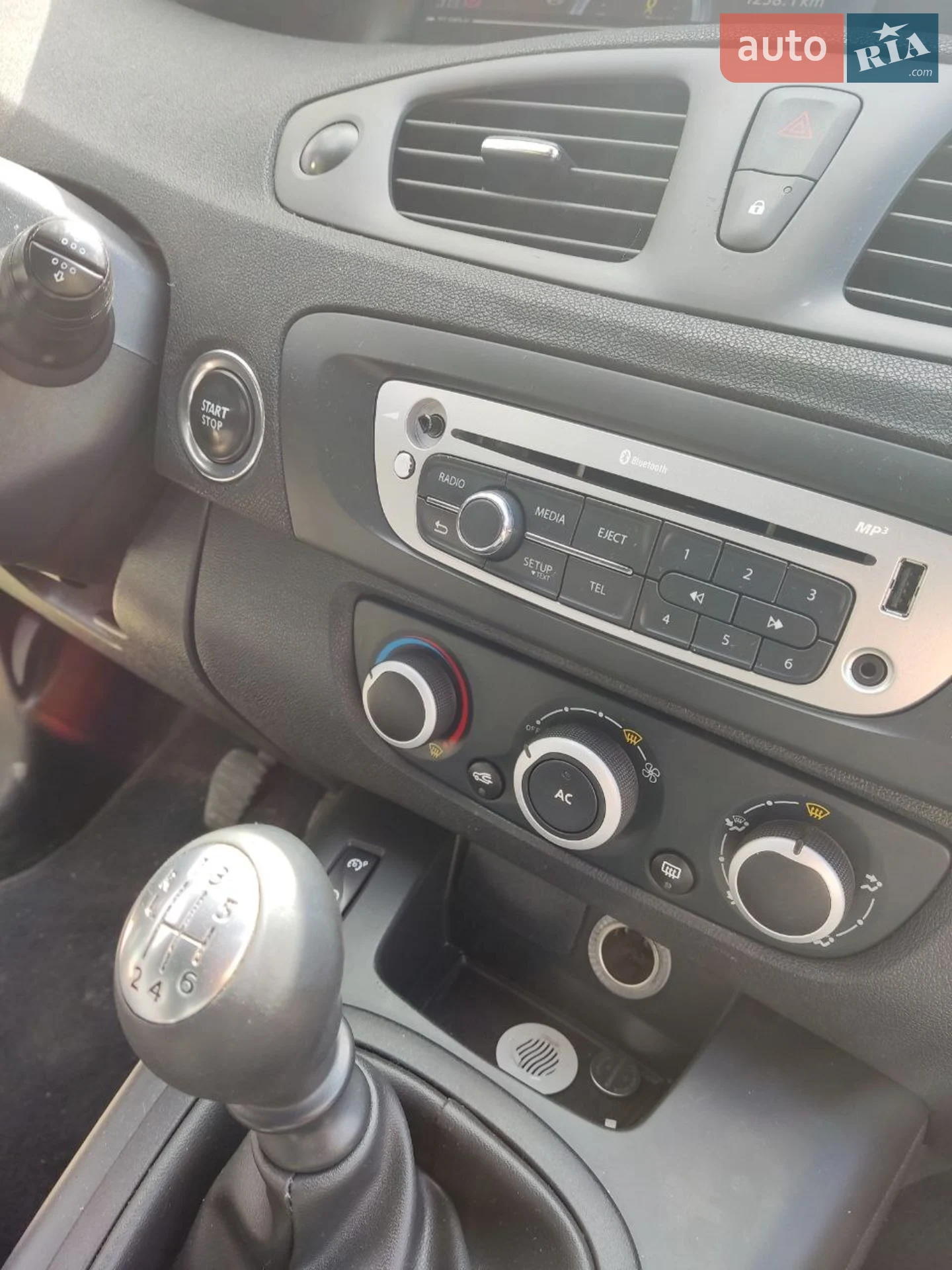 2012 Renault Scenic - мініатюра 28
