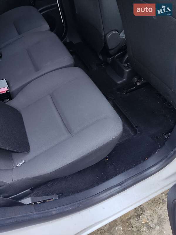 Минивэн Renault Scenic 2012 в Сумах