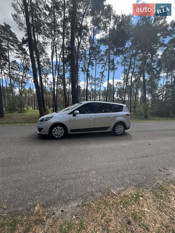 Минивэн Renault Scenic 2012 в Александровке фото 3 Минивэн Renault Scenic 2012 в Александровке