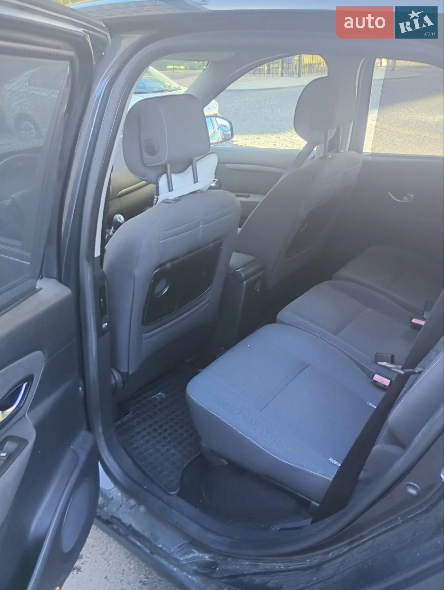 2010 Renault Scenic - мініатюра 13