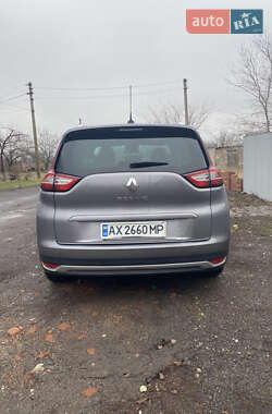 Минивэн Renault Scenic 2018 в 
