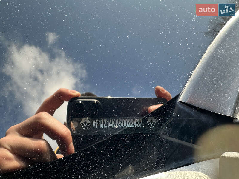 Минивэн Renault Scenic 2013 в Золочеве