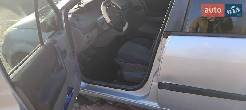 Мінівен Renault Scenic 2006 в Білій Церкві фото 2 Мінівен Renault Scenic 2006 в Білій Церкві