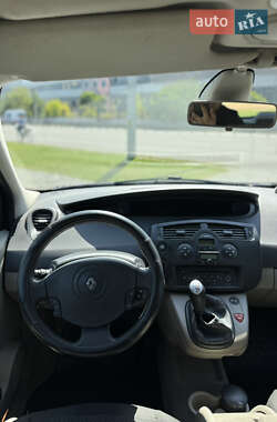 Минивэн Renault Scenic 2006 в 