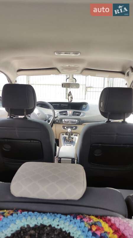 Минивэн Renault Scenic 2010 в Кривом Роге