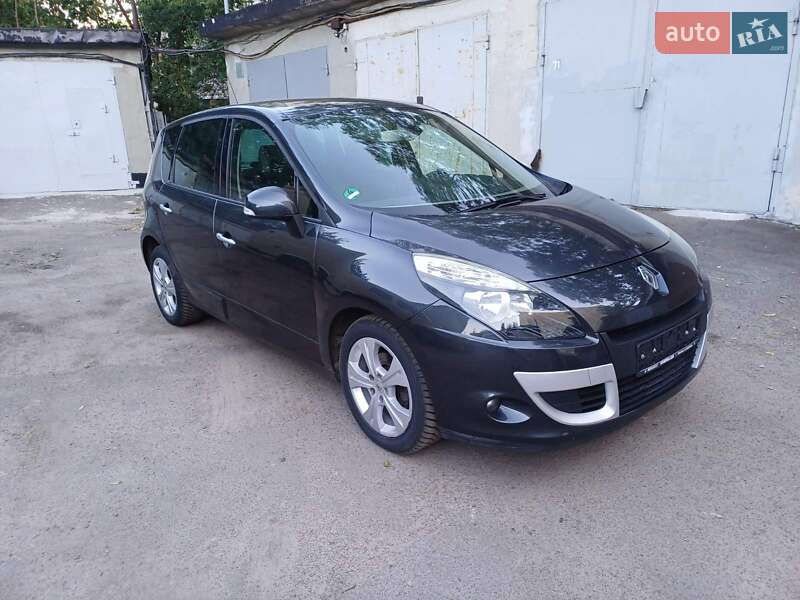 Минивэн Renault Scenic 2009 в Киеве