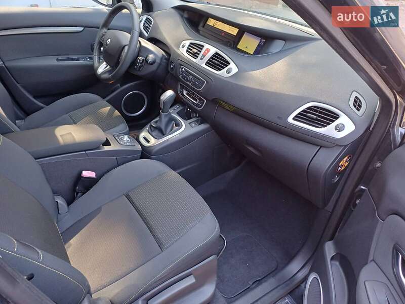 Минивэн Renault Scenic 2009 в Киеве