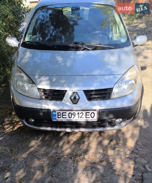 Минивэн Renault Scenic 2005 в Николаеве