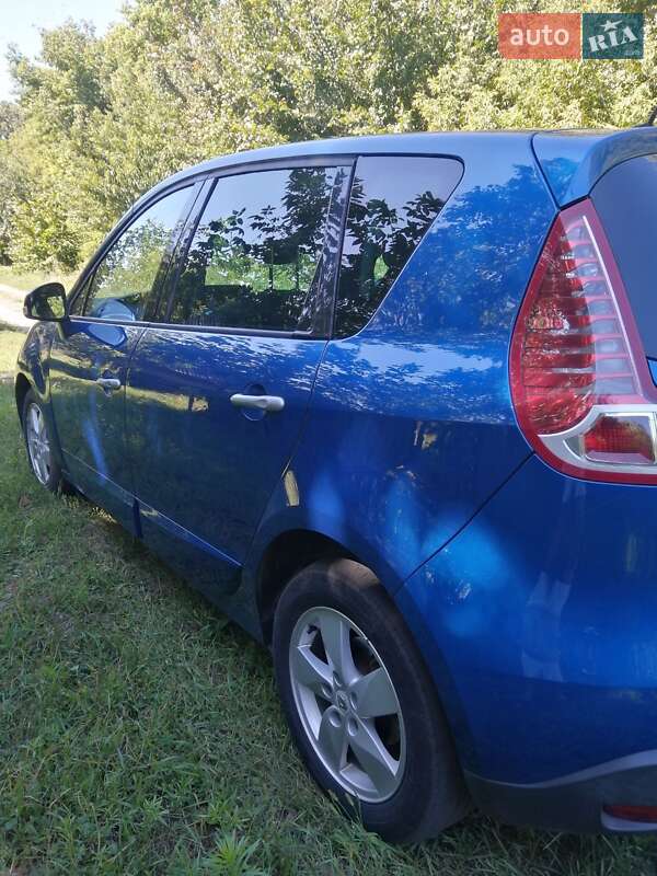 Минивэн Renault Scenic 2009 в Нежине