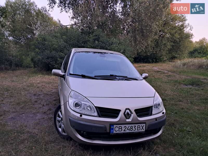 Минивэн Renault Scenic 2006 в 