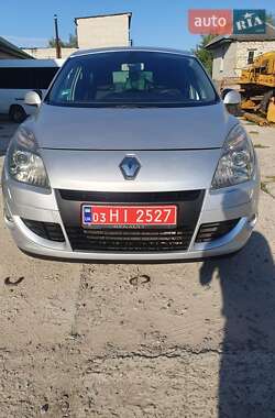 Минивэн Renault Scenic 2010 в Ковеле