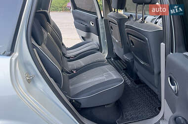 Минивэн Renault Scenic 2003 в 