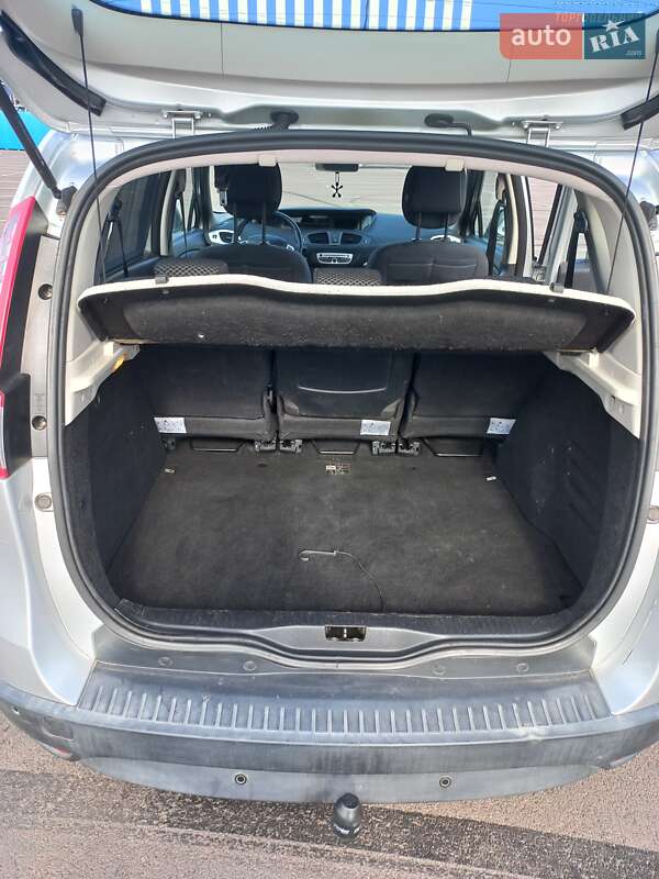 Минивэн Renault Scenic 2011 в Ровно фото 11 Минивэн Renault Scenic 2011 в Ровно