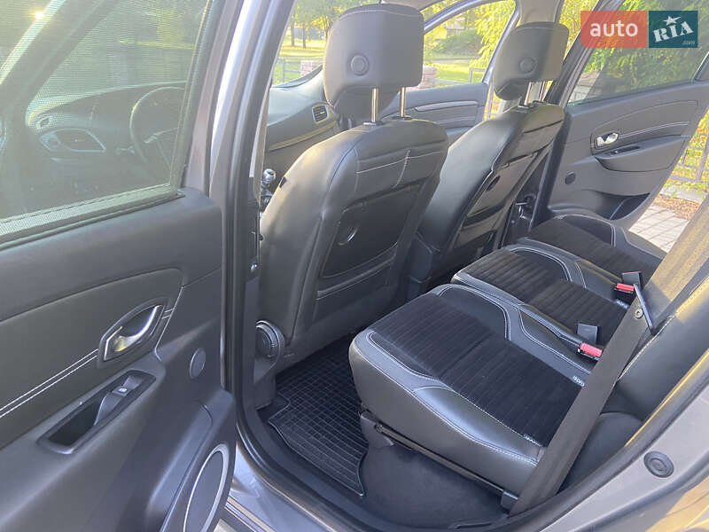 Минивэн Renault Scenic 2013 в Киеве
