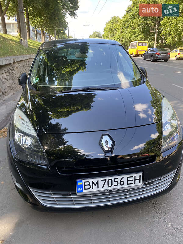 Renault Scenic 2011