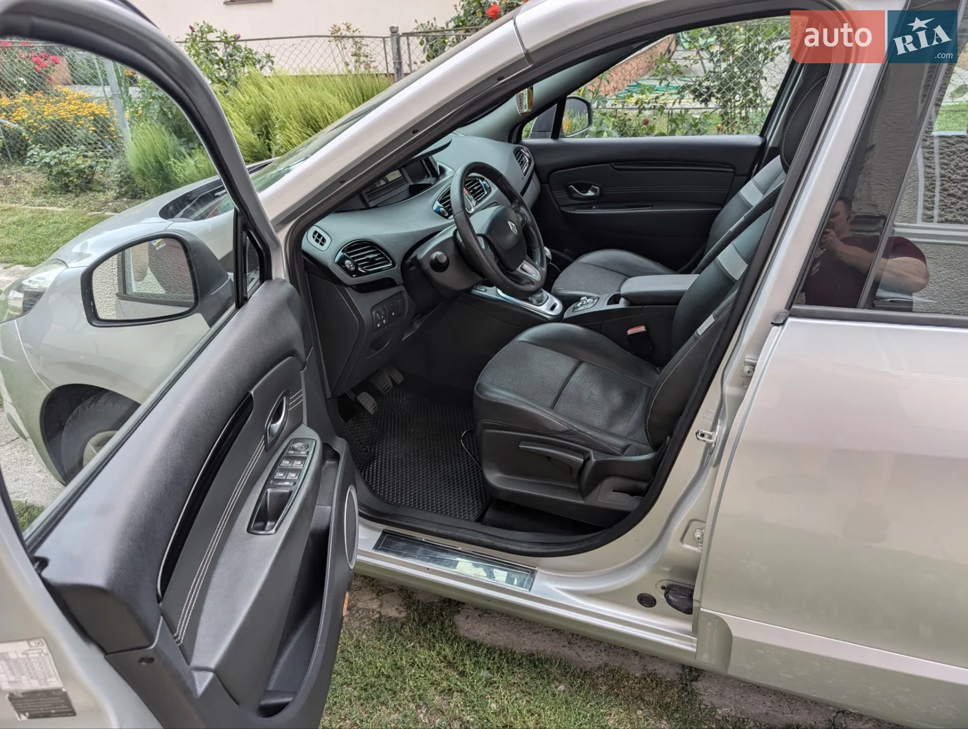 2011 Renault Scenic - мініатюра 4