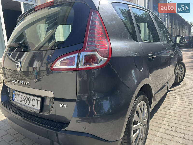Мінівен Renault Scenic 2011 в Івано-Франківську