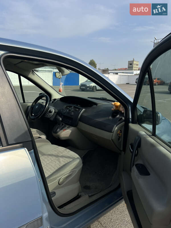 Минивэн Renault Scenic 2006 в Киеве